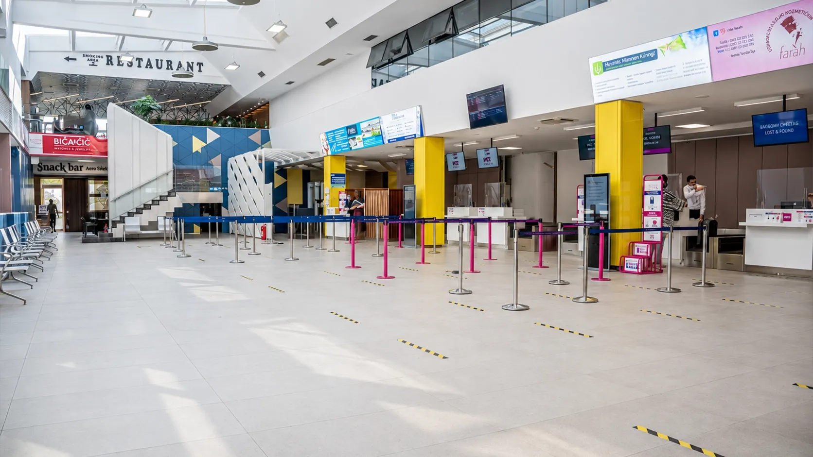 Unutrašnjost terminala TZL - manje gužve