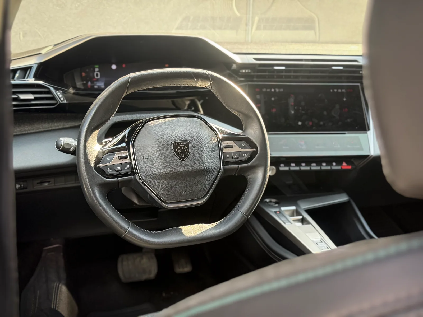 Peugeot 408 7