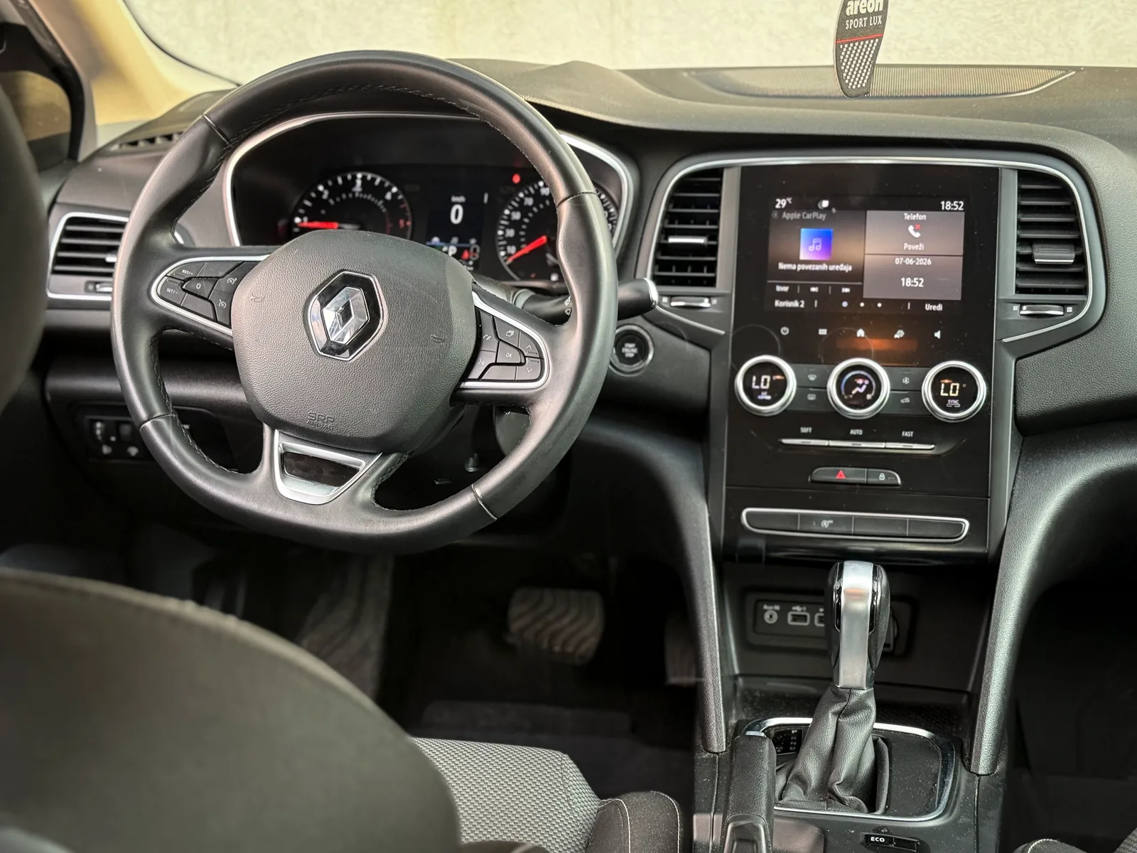 Renault Megane Grandcoupe 7