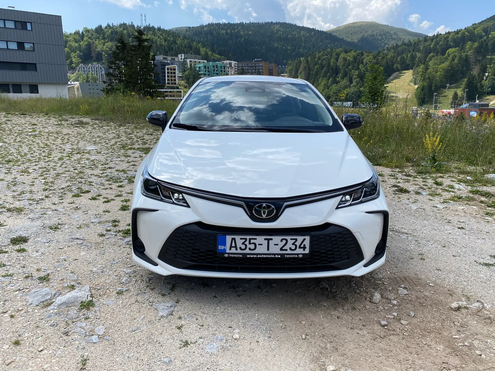 Toyota Corolla 2