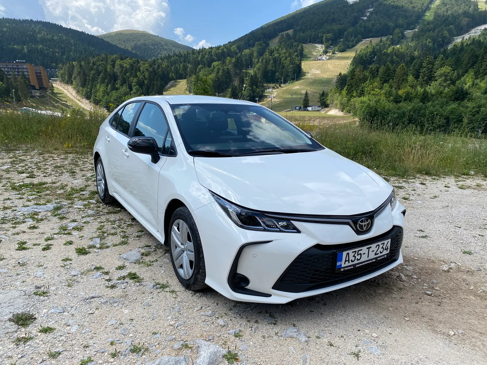 Toyota Corolla 3