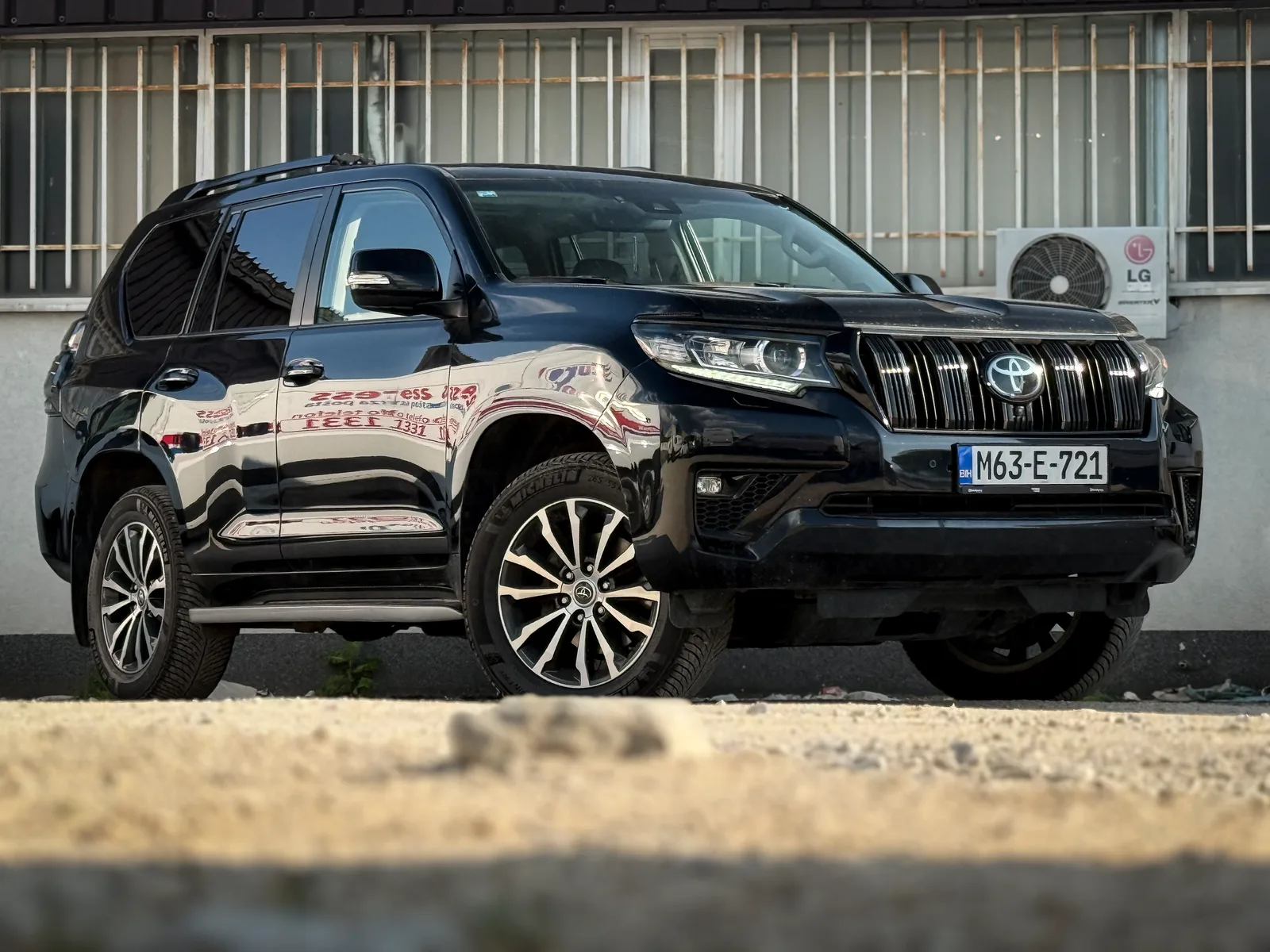 Toyota Land Cruiser 3